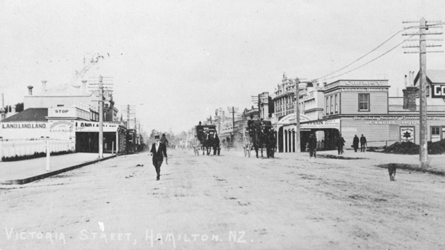 Victoria Street south